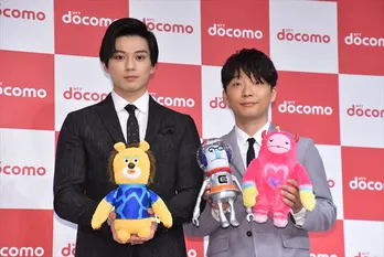 星野源&新田真剣佑が奇跡のシンクロ! 2人が交わしたこの夏の約束とは?