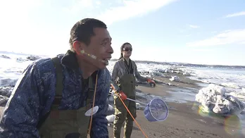 直也&稗田・超個性派2人のドライブ旅in北海道 極寒の地・オホーツク海ではしゃぐ