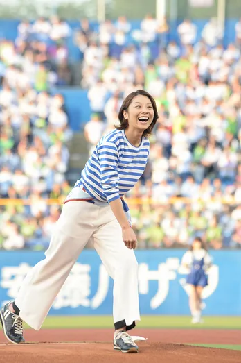小池栄子、17年ぶりの始球式登板に「前日は緊張でよく眠れなかった」