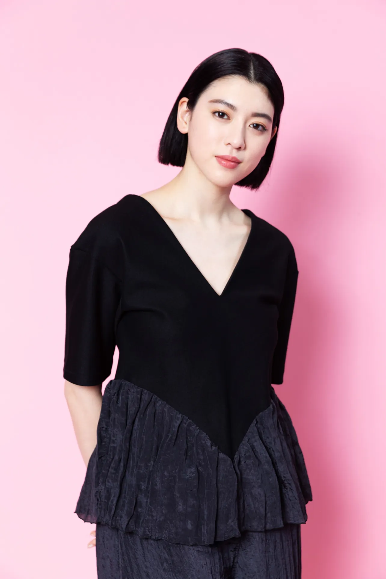 三吉彩花　