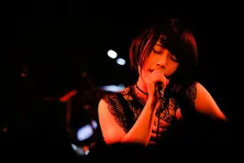 実力派シンガー＆声優の佐々木李子が1stワンマンライブを開催