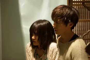 前田敦子&成宮寛貴ダブル主演の映画「クロユリ団地」テレビ放送が決定