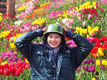 番組初登場のベッキー、出川哲朗と写真を撮りまくる！