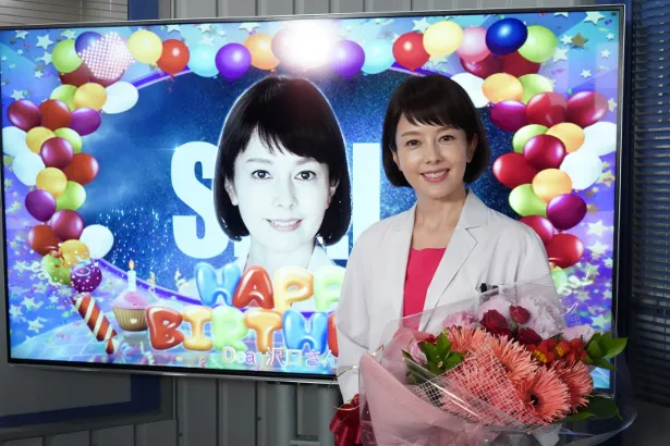 「科捜研の女」の撮影現場で沢口靖子の誕生日サプライズが行われた