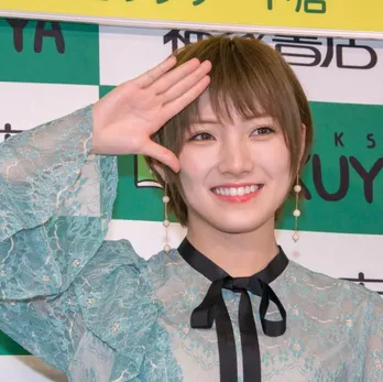 岡田奈々“AKBのギャラ事情”明かす「年棒制」「キャプテンは“役職手当て”ある説」