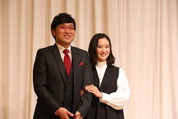 6月5日に行われた山里亮太と蒼井優の入籍会見