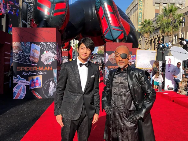 映画「スパイダーマン：ファー・フロム・ホーム」アンバサダーの伊藤健太郎(左)、ニック・フューリーの日本語吹替版声優を務めた竹中直人