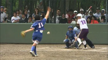 震災に見舞われた石川県の小さな町を支える女子ソフトボール部に密着