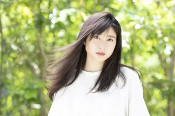 土屋太鳳と中山美穂が親子役!「Wの悲劇」がよみがえる