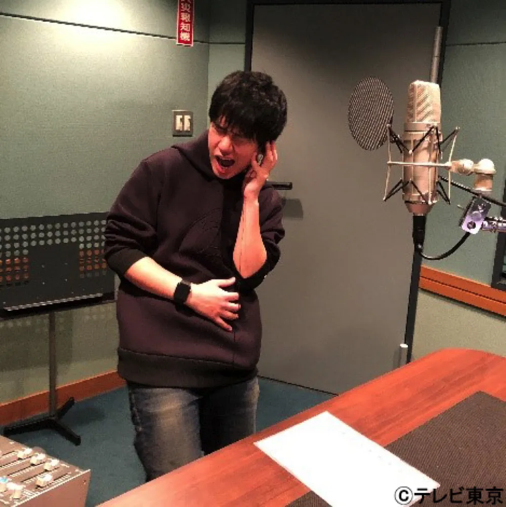テレビ東京の田口尚平アナウンサーが「ラビッツ インベージョン」で声優に初挑戦。閉店後のスーパーでロックを熱唱する清掃員を演じる