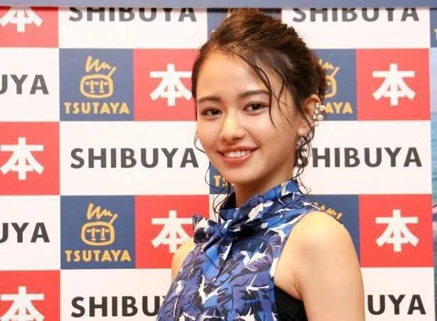 画像 山本舞香 初の オン眉 Shotに絶賛の嵐 国宝級の美 新木優子も とんでもないわ 10 12 Webザテレビジョン