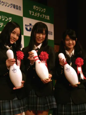 【写真】'11年も飛躍を誓うSKE48の松井珠理奈、向田茉夏、小木曽汐莉（写真左から）