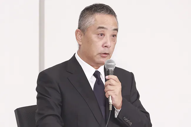  吉本興業・岡本社長