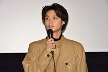 磯村勇斗、三浦春馬&三浦貴大が撮影したSHOTを公開し「素敵なお兄さんですね!」と話題に