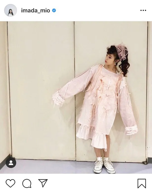 【写真を見る】今田美桜、ふわふわキュートな“全身ピンクコーデ”を披露♪
