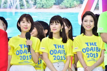 山崎夕貴アナら女子アナがびしょ濡れに! 藤本万梨乃アナ「アナウンサーの仕事って大変」とぽつり