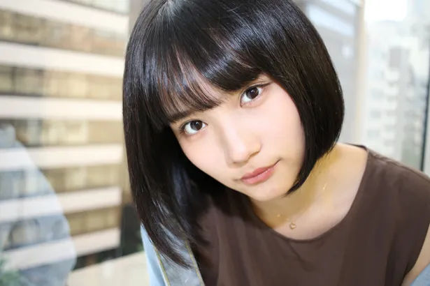 ファースト写真集「自分図鑑」を発売するAKB48・矢作萌夏にインタビュー