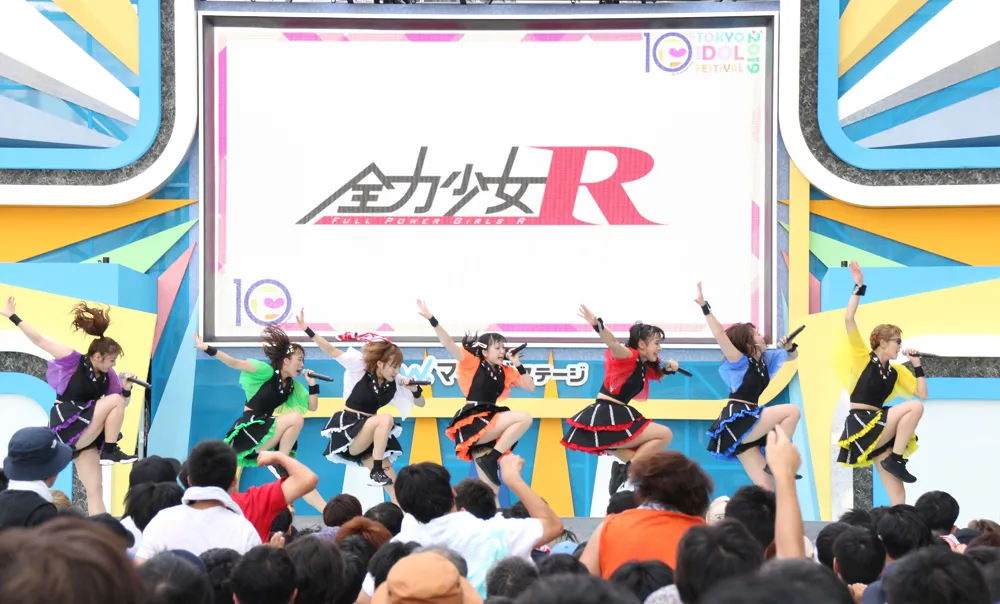 全力少女Rが「TOKYO IDOL FESTIVAL 2019」2日目のDREAM STAGEに出演