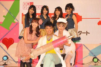 【写真】AKB48の新ユニットNotyetも駆け付け、主題歌「週末Notyet」を披露