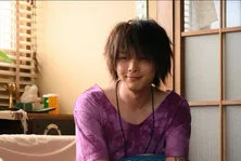 <凪のお暇>中村倫也“トロけるようなキス”連発!「あれは好きになる…!!」と大反響