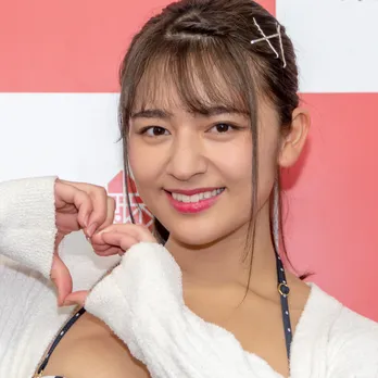 グラドル徳江かな、お気に入りはピンクの衣装「バスケをしてます」