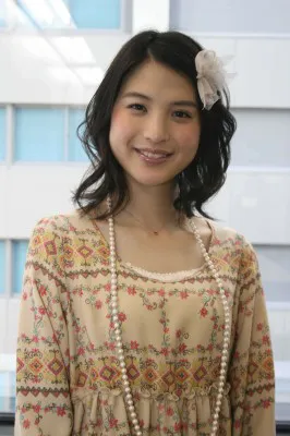 目指すはアンジェリーナ・ジョリー!? 「FACE-MAKER」の日向千歩直撃インタビュー!!