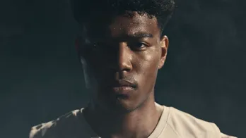 八村塁がCMでスーパープレーを披露! 共演の田中圭は「なんだか敬語になっちゃいます」