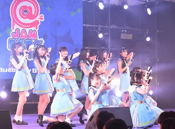 虹のコンキスタドール、三角形も逆三角形も描いた「@JAM EXPO 2019」