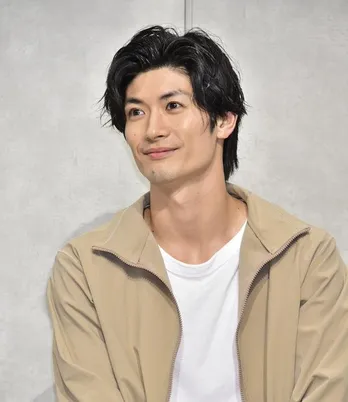 三浦春馬の美しい女装姿も話題に 「TWO WEEKS」が視聴熱ドラマ部門2位にランクイン