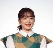 永野芽郁の“エモSHOT”にファンが大喜利!「さ、何かエモいコメントをしてくれえ」