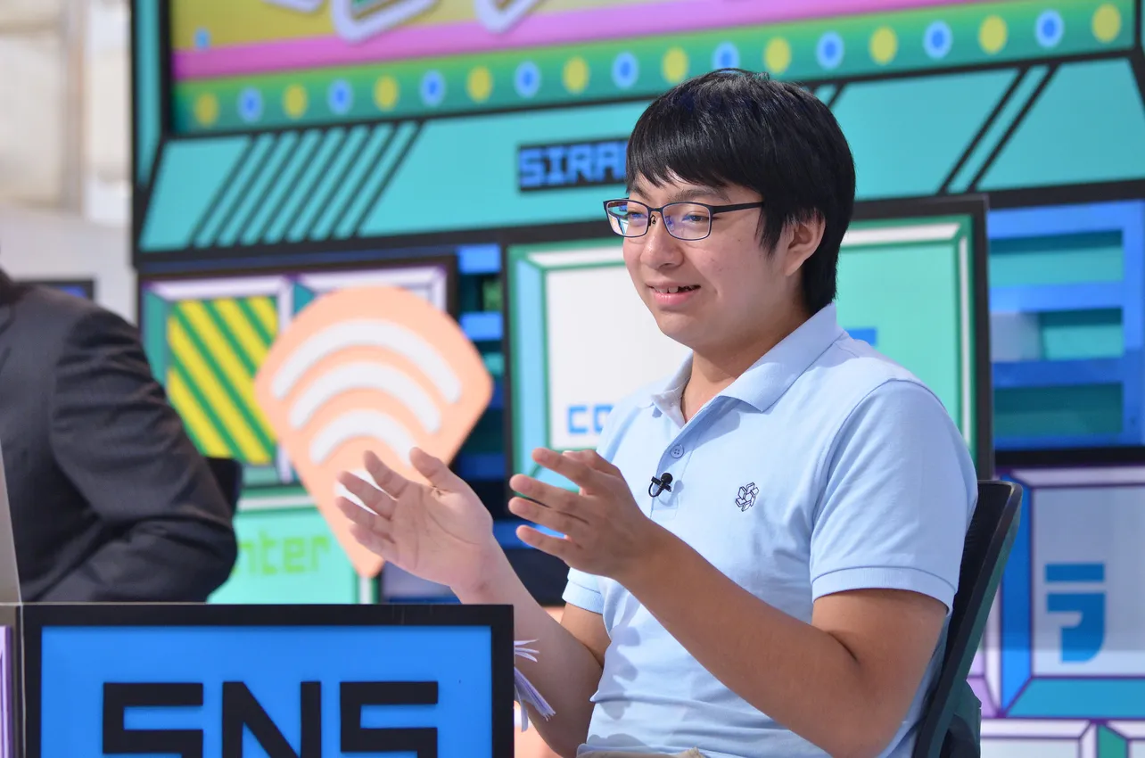 【写真を見る】技術を買われてITクラウドエンジニアとして就職した16歳の日本最年少エンジニアの検索力に注目！