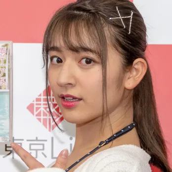 グラドル徳江かな、夏の思い出は「人生初の“ブリーチ”」