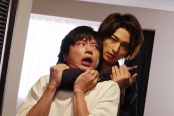田中圭、西野七瀬、横浜流星がそろって撮了! サプライズ登場の菜奈に翔太がハグ<あなたの番です>