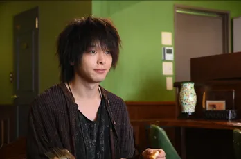 <凪のお暇>高橋一生“慎二”VS中村倫也“ゴン”!“奪い合い”開始に「最高シチュ」の声