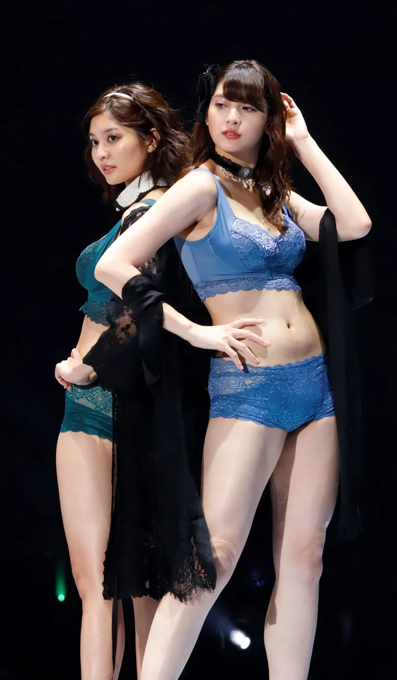  TGCに出演した林ゆめ＆アンジェラ芽衣（写真左から）