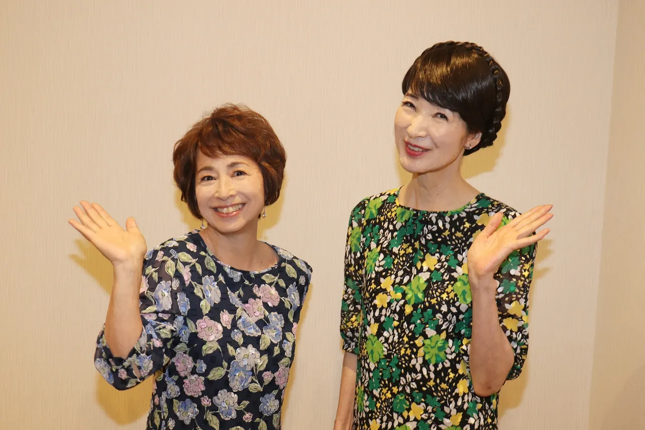 「セミオトコ」で“くぎねじ姉妹”こと、くぎこを演じる檀ふみ(右)と、ねじこを演じる阿川佐和子(左)にインタビューを実施