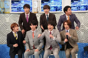 ジャニーズWESTが密着状態でデビュー曲「ええじゃないか！」を熱唱「耳に息がかかってる！」