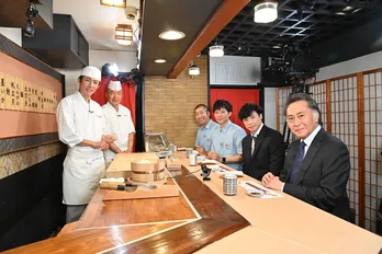 東山紀之、相葉雅紀が握るすしを絶賛「僕のホームパーティーで『今日は相葉が握るから』なんて言ったら…」