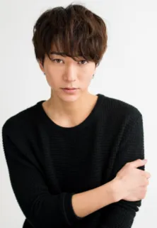 ＜あな番＞“凸凹刑事コンビ”復活？浅香航大、皆川猿時との2SHOT公開「‪会えたーっ！」