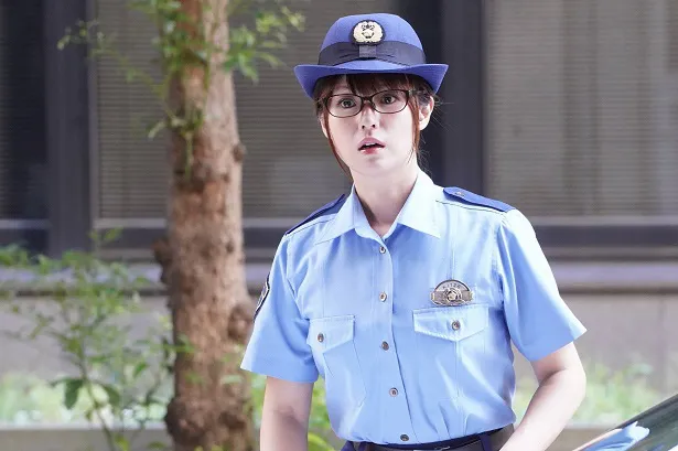 深田恭子の セーラー服 婦人警官 姿にファン悶絶 深キョンのコスプレ祭り ルパンの娘 1 7 芸能ニュースならザテレビジョン