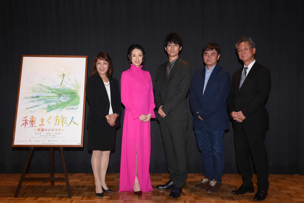 【写真を見る】映画「種まく旅人〜華蓮(ハス)のかがやき 〜」の製作発表は映画の舞台となった石川・金沢で行われた