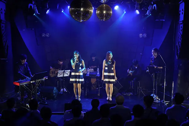 定期公演「WHY＠DOLLレギュラー公演～Two sides glowing up～vol.12」より