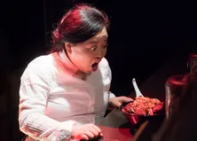 ニッチェ・江上が激辛ラーメンに食らいつく!「私の芸歴15年の全てが詰まっています」