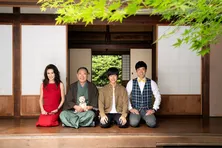 <二代目 和風総本家>ちょっと茶色い耳がとってもキュート!23代目・豆助に出演者もメロメロ