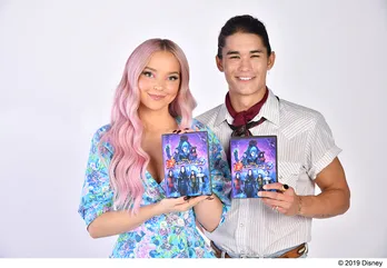 「ディセンダント3」からダブ・キャメロンとブーブー・スチュアートが来日「ダイスキ ジャパン！」