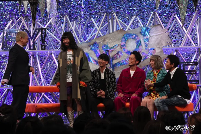 【写真を見る】テレビ初登場のニガミ17才はまとまりのないトークで、浜田雅功から初ツッコミの洗礼を受ける