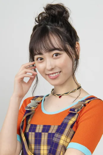 福原遥、“ケーキの帽子”をかぶり富田望生の誕生日をお祝い!!新ドラマ「チート」で共演に「心強い」<インタビュー>