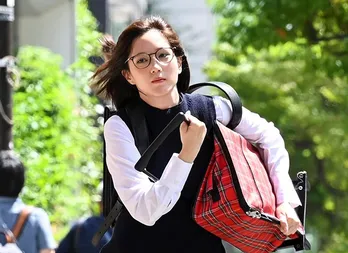 <本田翼>ミニスカアイドル姿に「無敵すぎ!!」とファン沸騰!<チート>