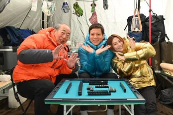 勝村政信主演「ドクターY」にシリーズ恒例の米倉涼子や岸部一徳とのマージャンシーン