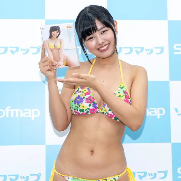 蒼山みことDVD「ピュア・スマイル」(竹書房)発売イベントより